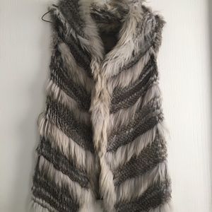 FUR VEST